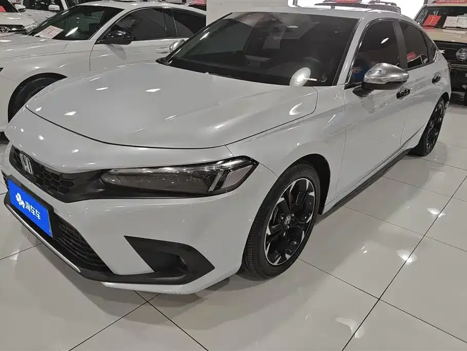 Honda Civic — фото 1