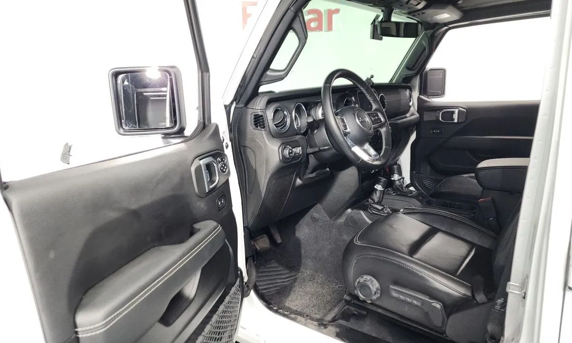 Jeep Wrangler 2021 из KR, фото 3