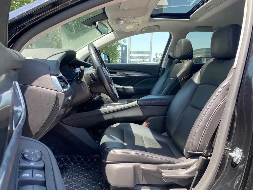 Buick Enclave 2021 из CN, фото 4
