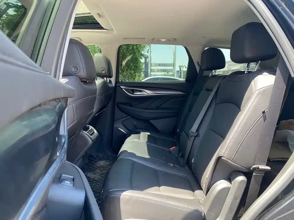 Buick Enclave 2021 из CN, фото 6