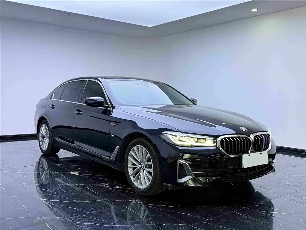 BMW 5 Series — фото 2
