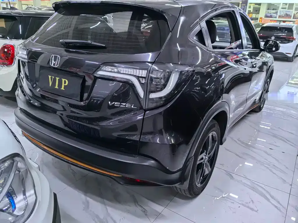 Honda Vezel 2022 из CN, фото 10