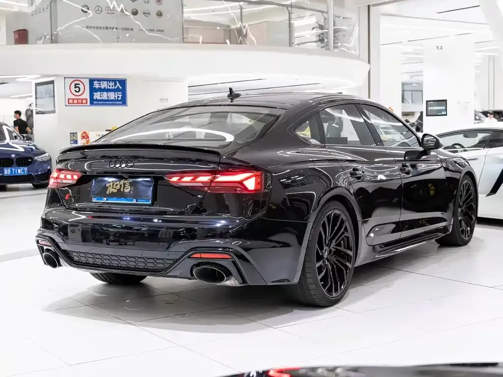Audi RS 5 — фото 10