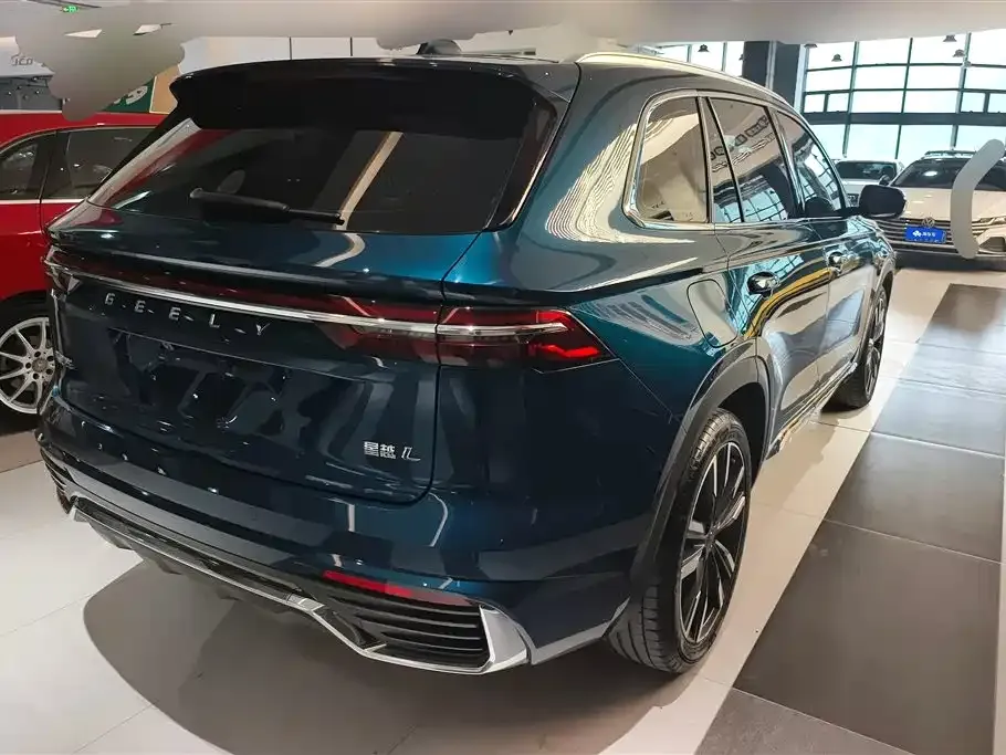 Geely Xingyue L — фото 10