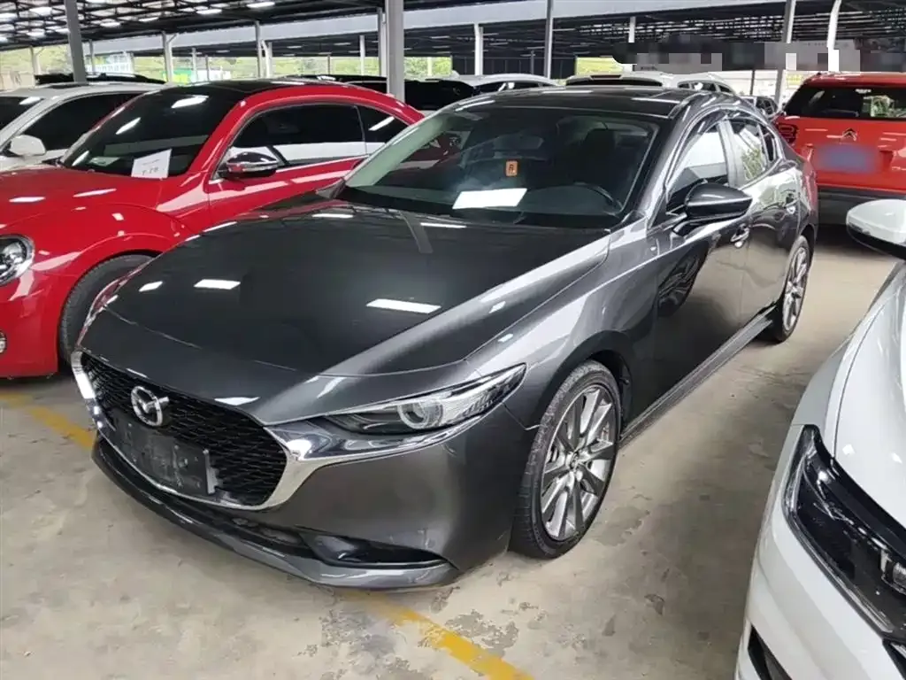 Mazda 3 Axela — фото 10