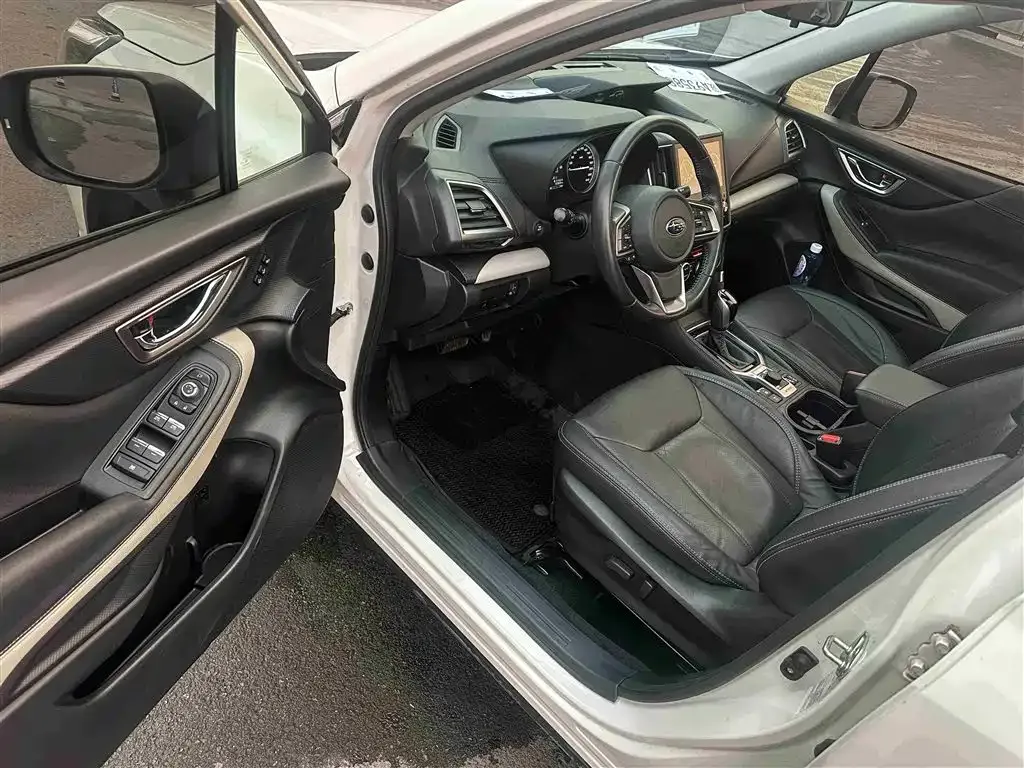 Subaru Forester — фото 9