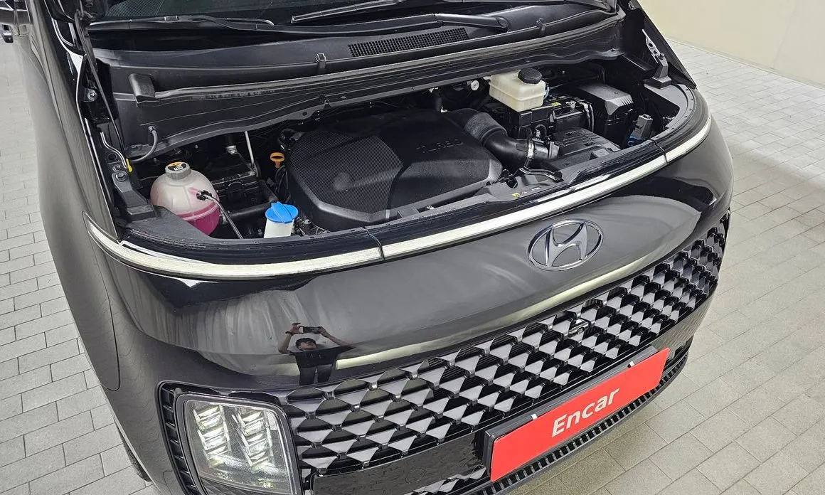 Hyundai Staria 2023 из KR, фото 9