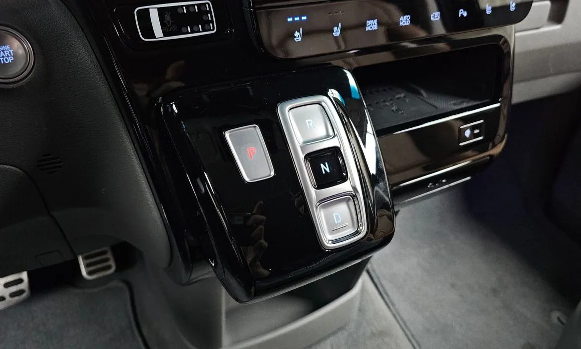 Hyundai Staria 2023 из KR, фото 10