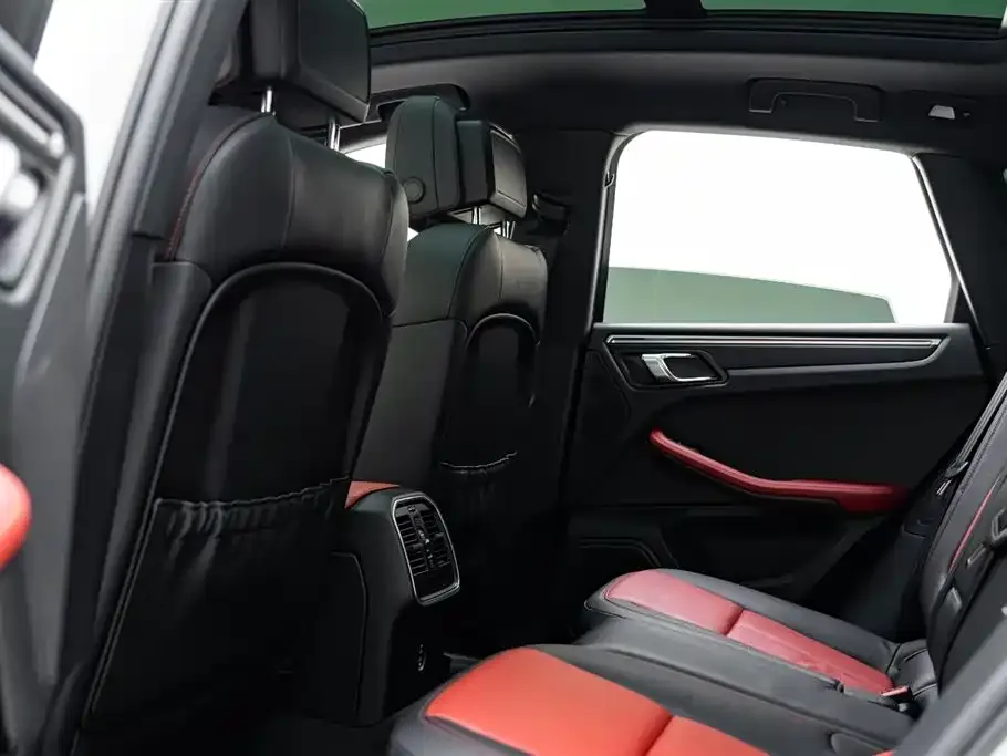 Porsche Macan 2022 из CN, фото 6