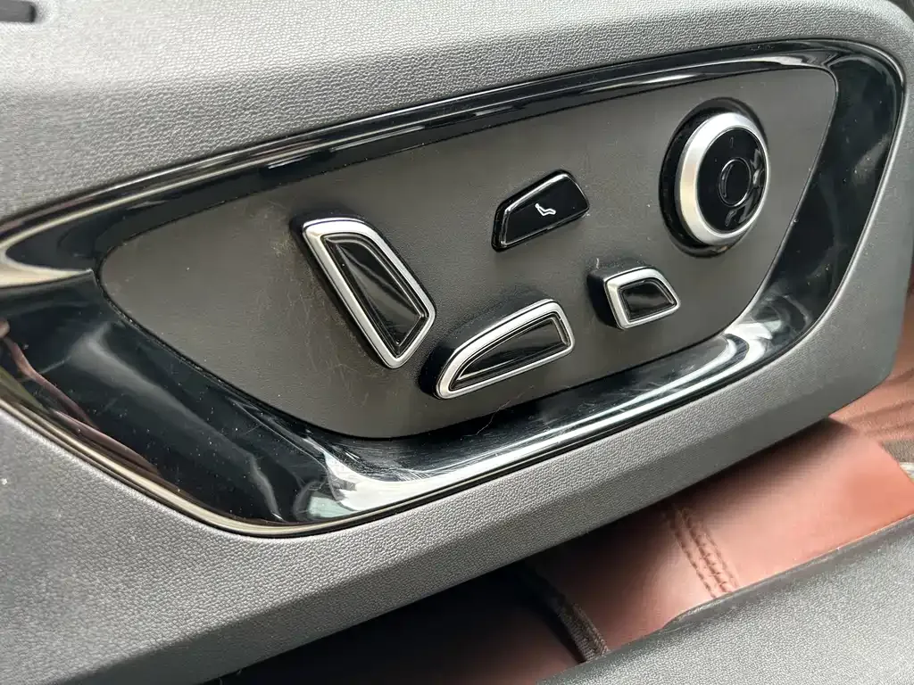 Changan CS75PLUS — фото 9