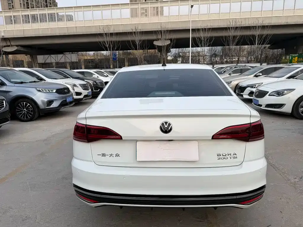 Volkswagen Bora 2023 из CN, фото 4