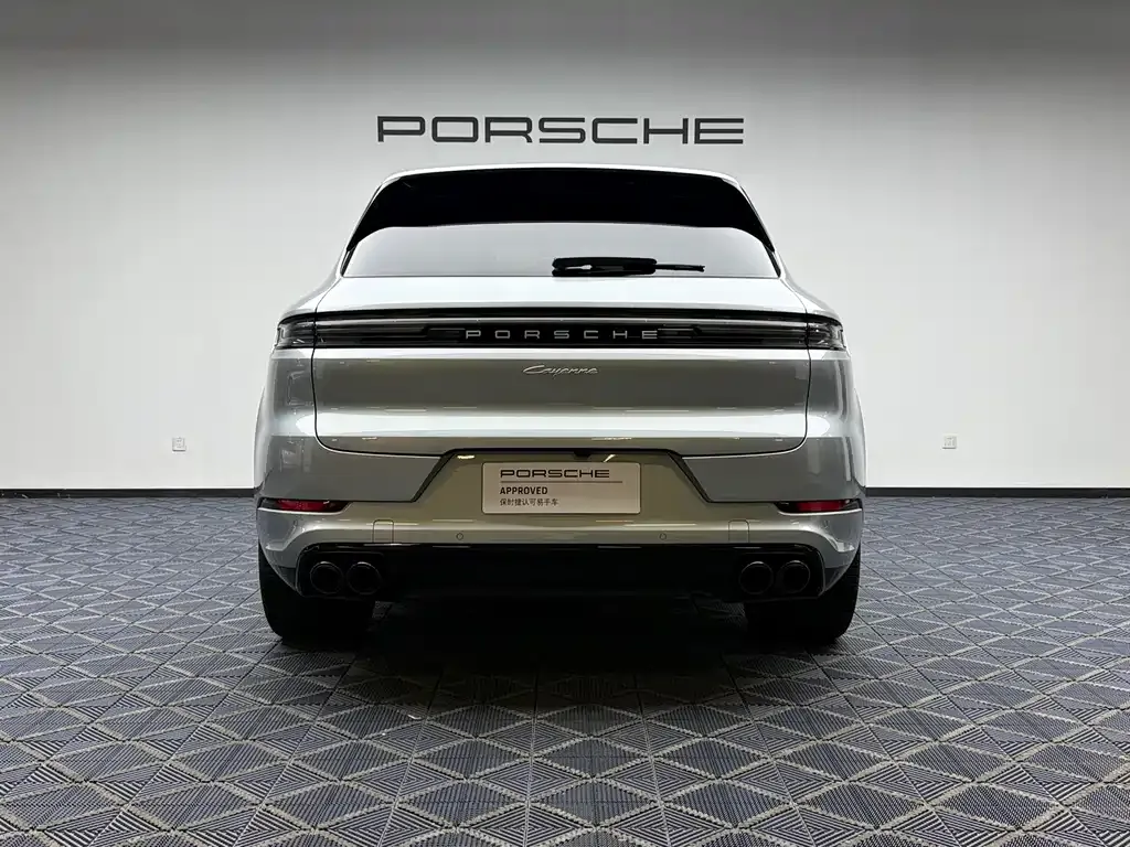 Porsche Cayenne — фото 4