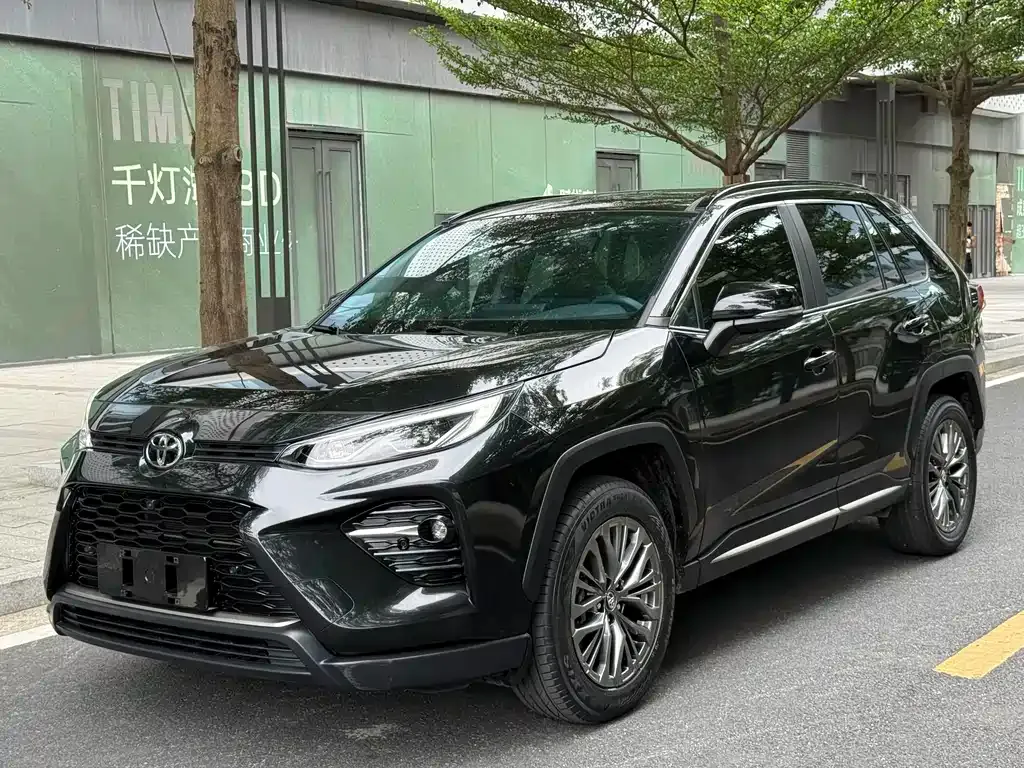 Toyota Wildlander — фото 1