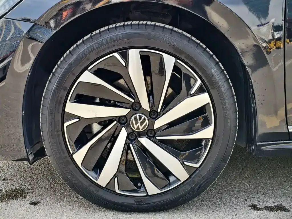 Volkswagen Passat — фото 4
