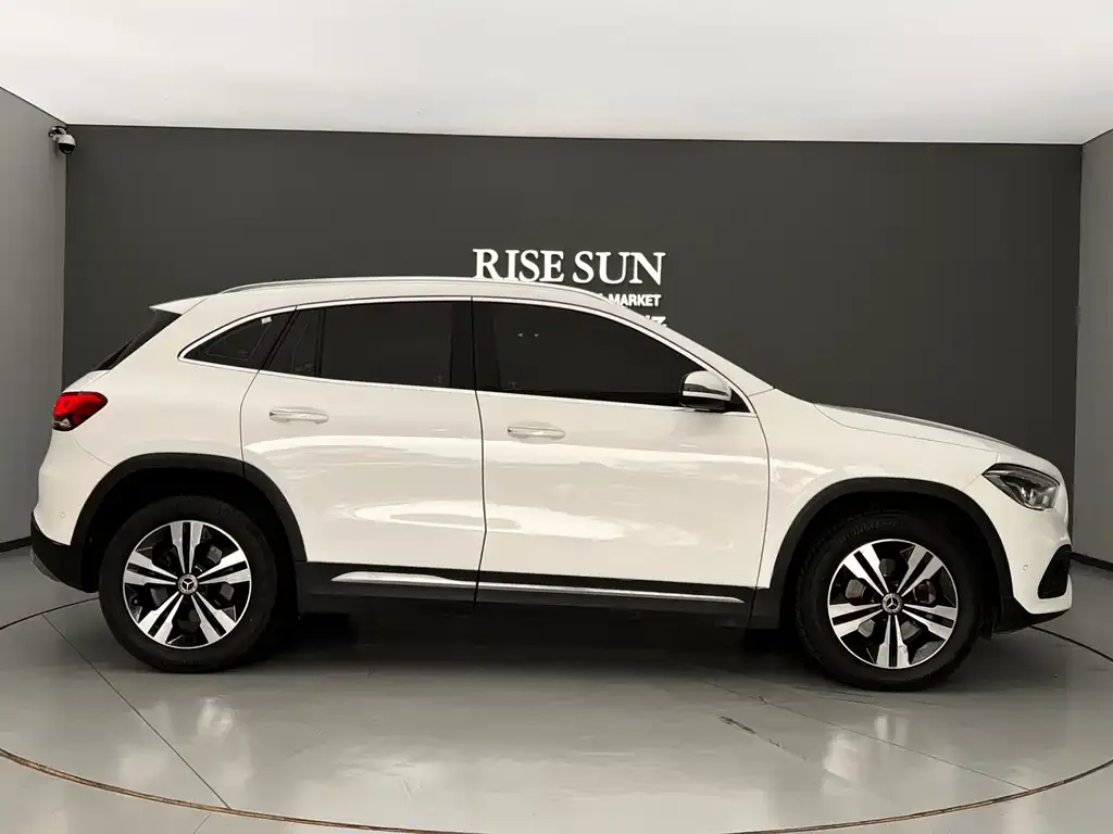 Mercedes-Benz GLA — фото 2