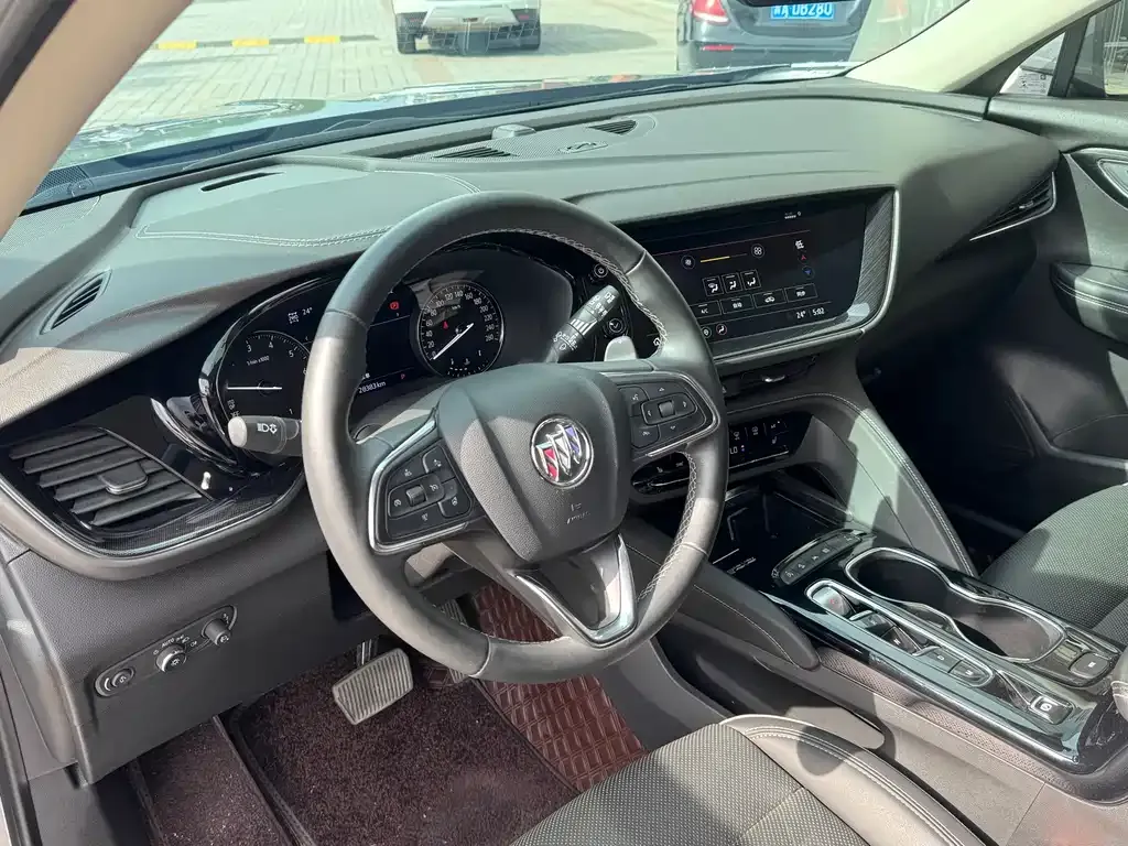 Buick Envision Plus — фото 4