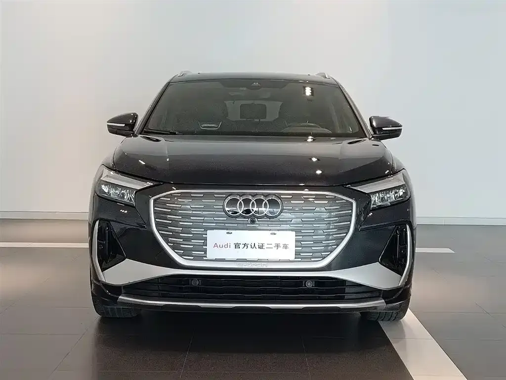 Audi Q4 e-tron — фото 9