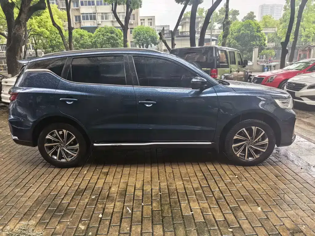 Geely Vision X6 — фото 9