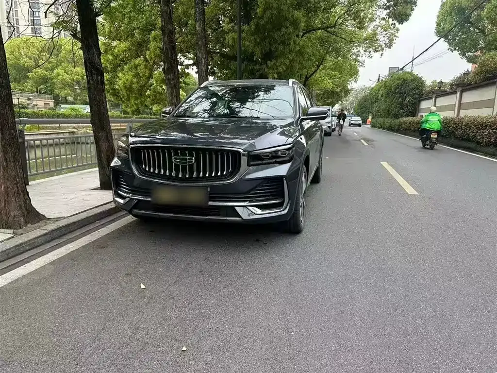 Geely Xingyue L — фото 10