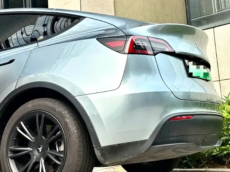 Tesla Model Y — фото 7