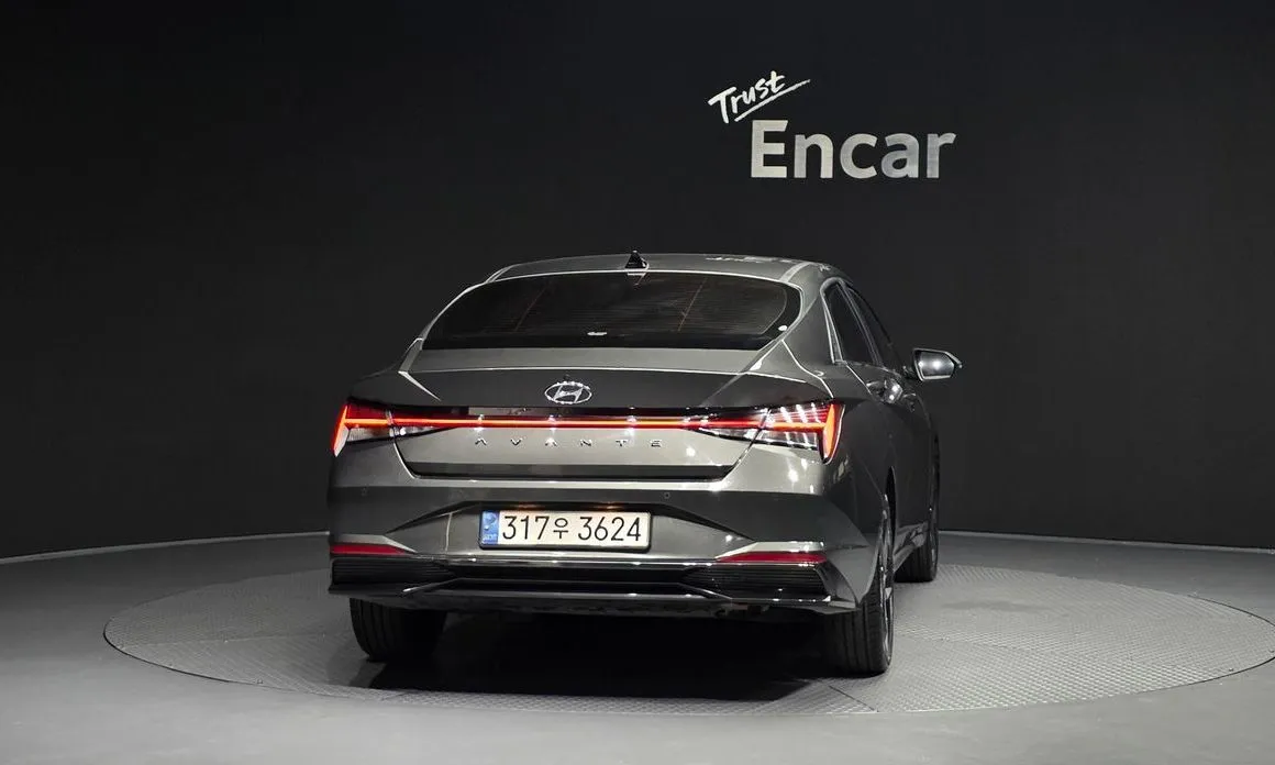 Hyundai AVANTE 2021 из KR, фото 3