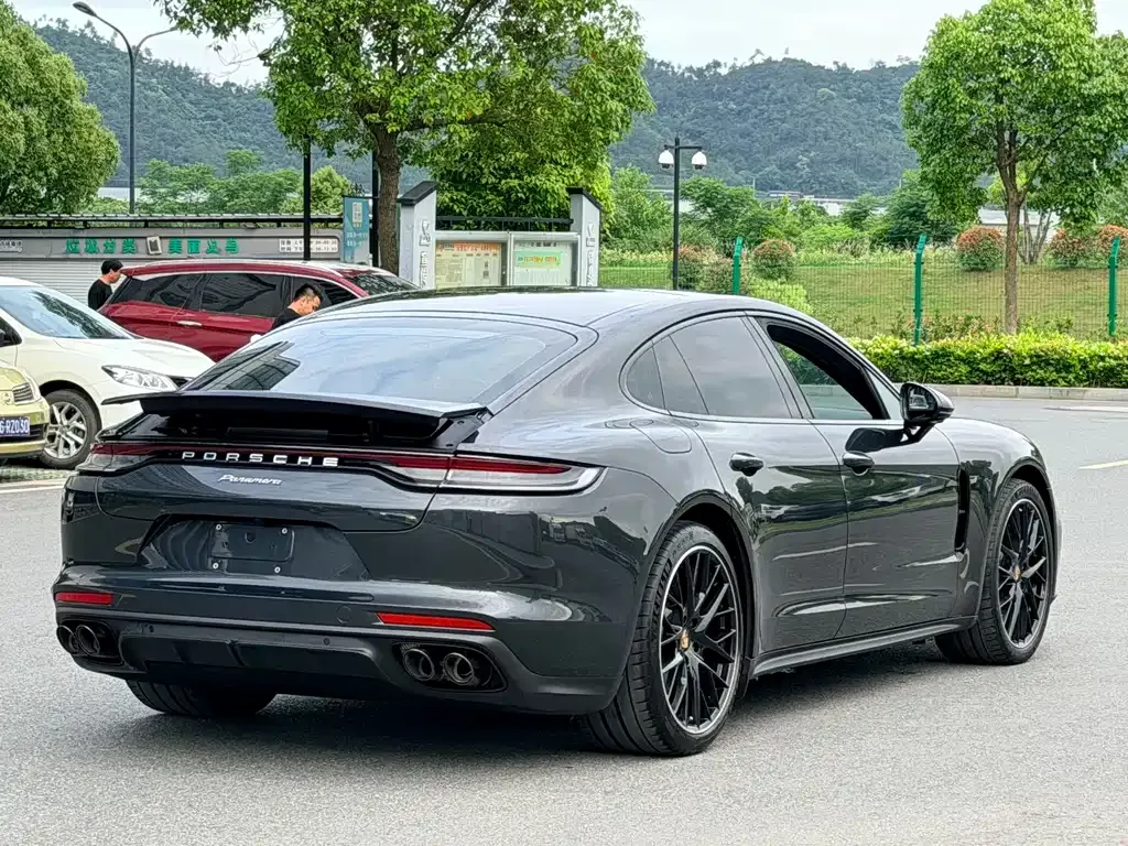 Porsche Panamera — фото 10