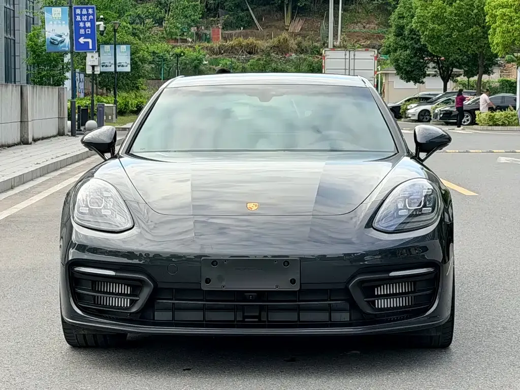 Porsche Panamera — фото 7