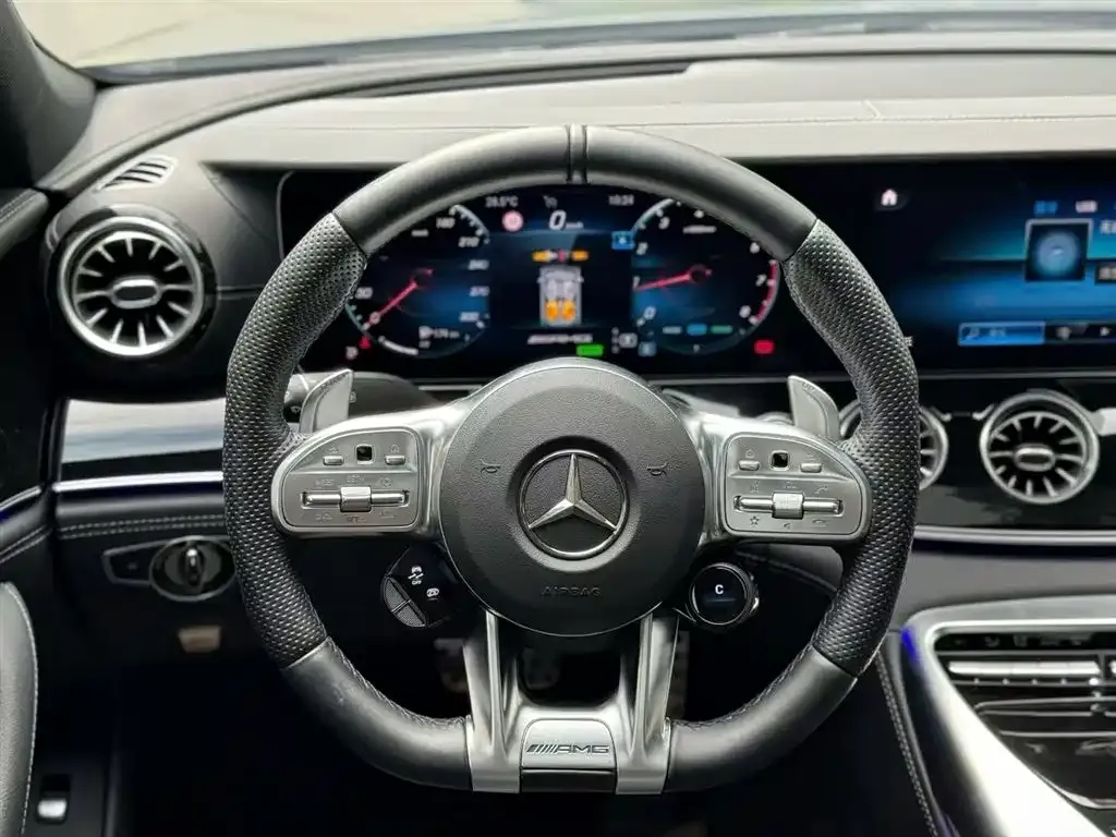 Mercedes-Benz AMG GT — фото 3