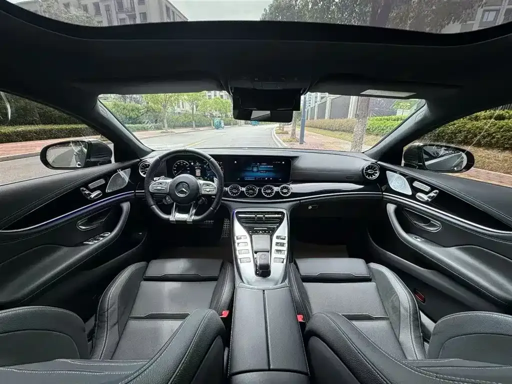 Mercedes-Benz AMG GT — фото 6