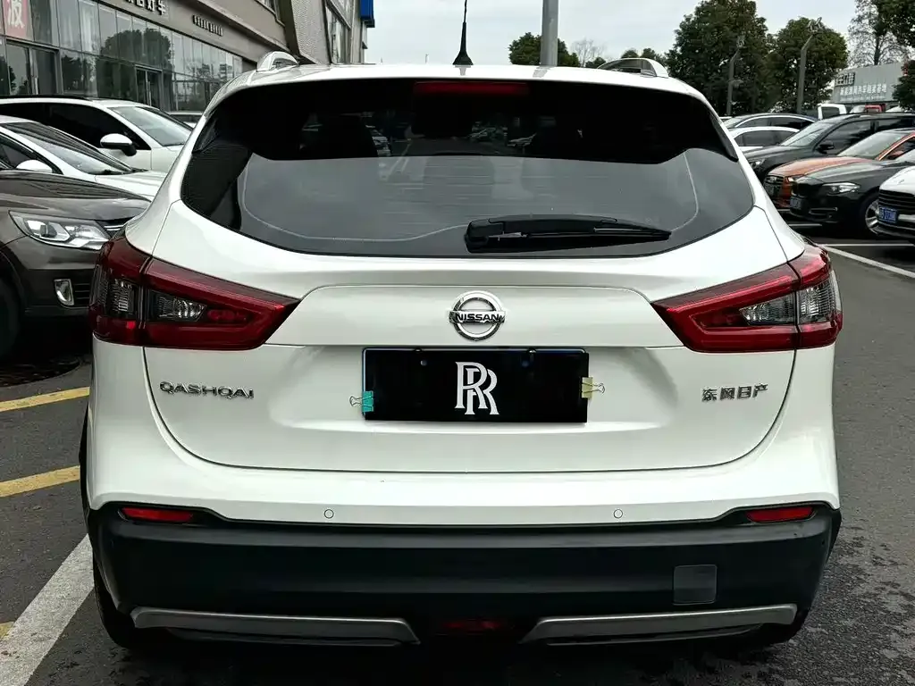 Nissan Qashqai — фото 3