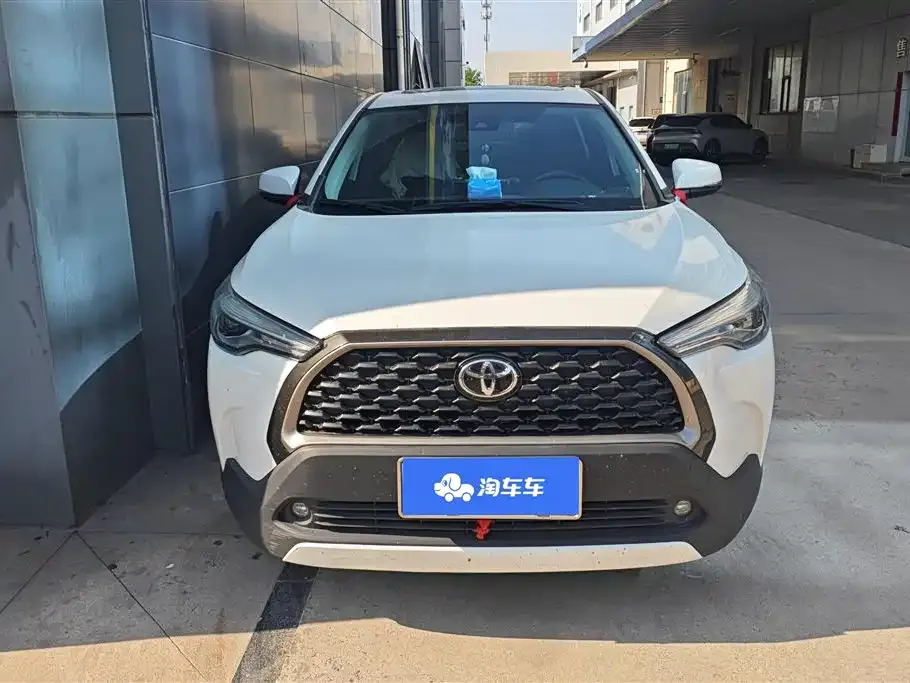 Toyota Corolla Cross — фото 10