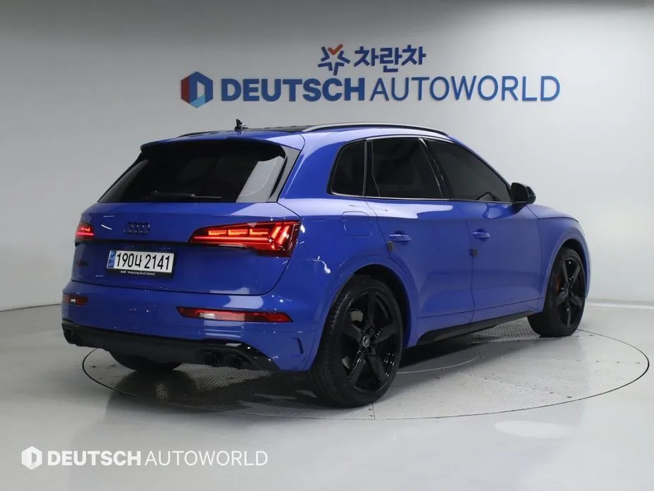 Audi SQ5 2023 из KR, фото 9