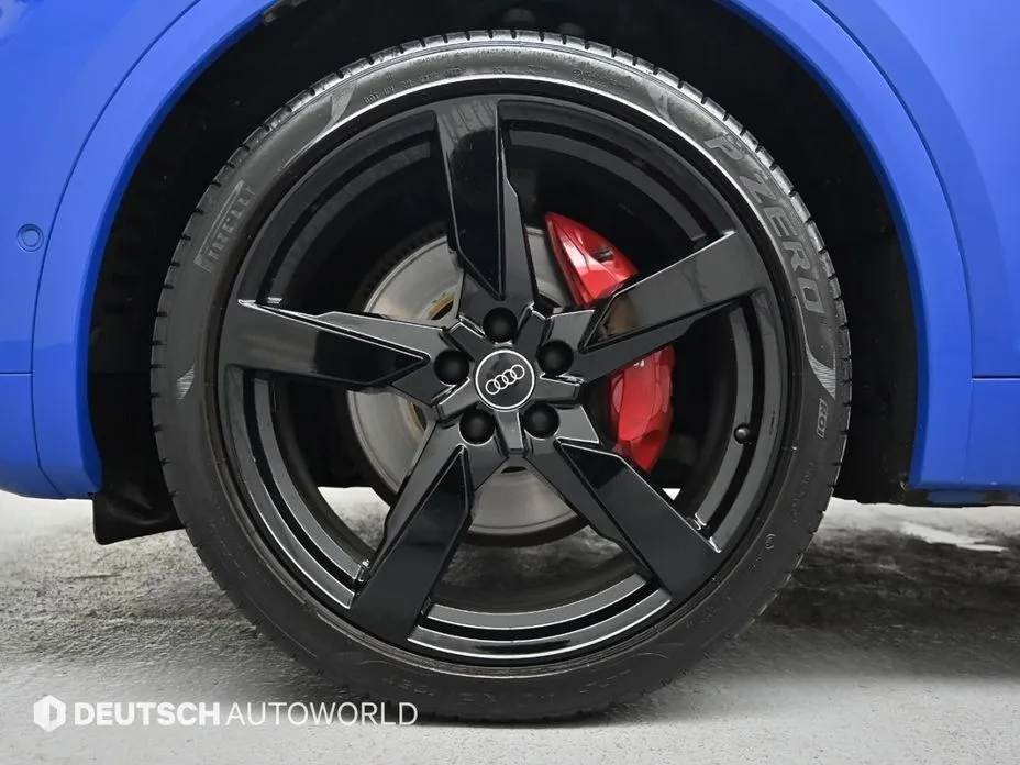 Audi SQ5 2023 из KR, фото 7
