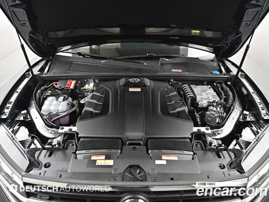Volkswagen Touareg 2024 из KR, фото 9