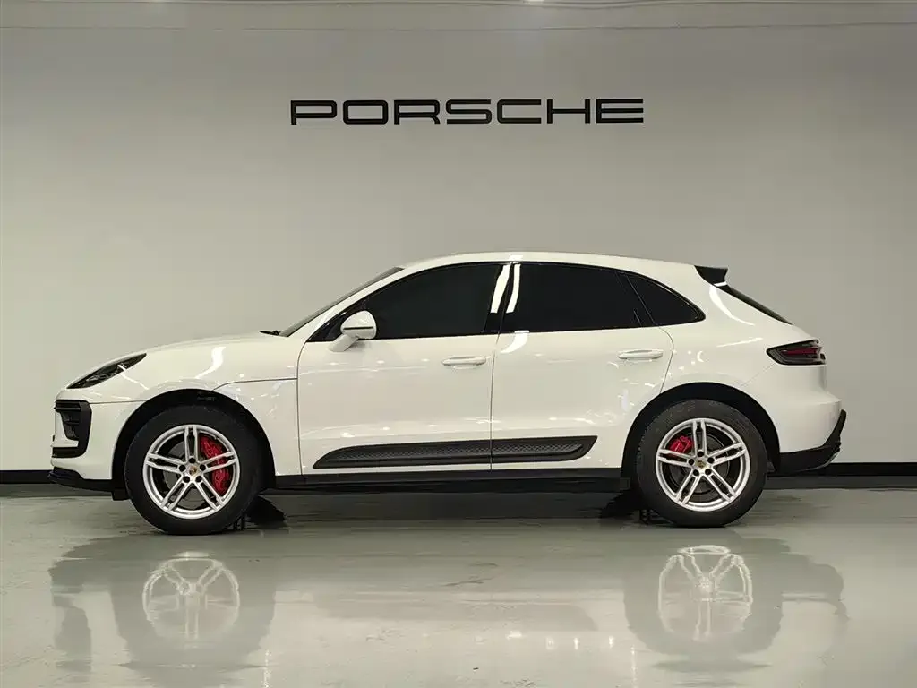 Porsche Macan — фото 6