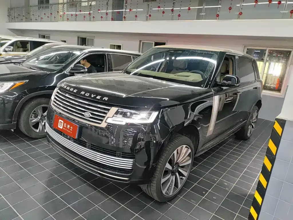 Land Rover Range Rover — фото 1