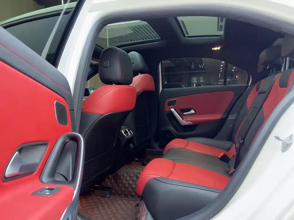 Mercedes-Benz A-Class AMG — фото 5