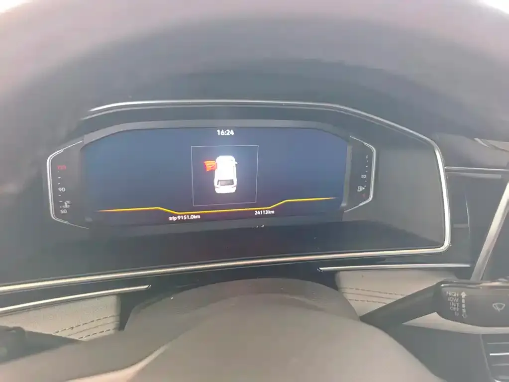 Volkswagen Tiguan L 2022 из CN, фото 2