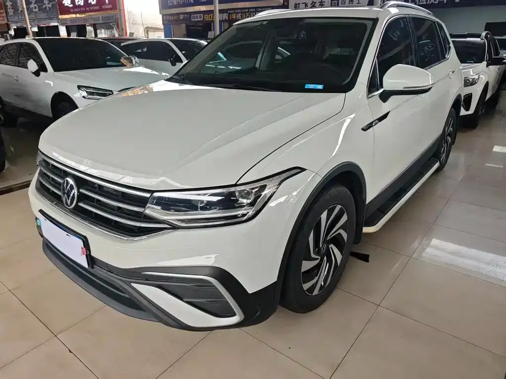 Volkswagen Tiguan L 2022 из CN, фото 5