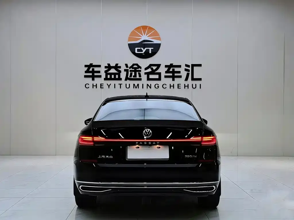 Volkswagen Passat — фото 4