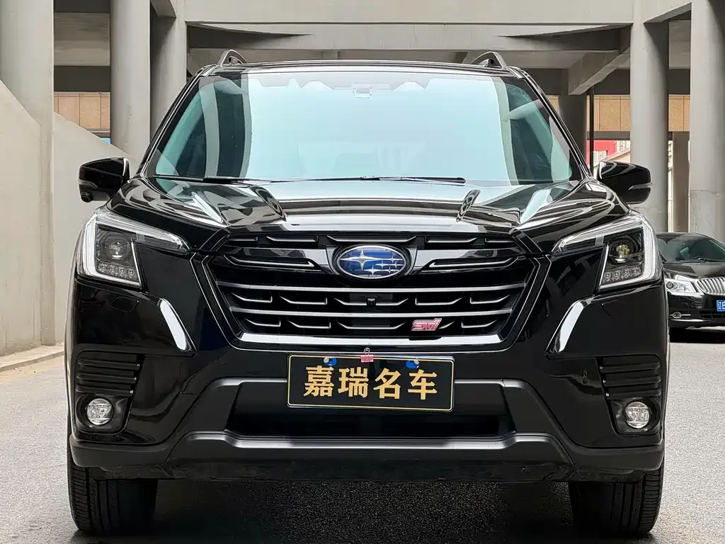 Subaru Forester — фото 8