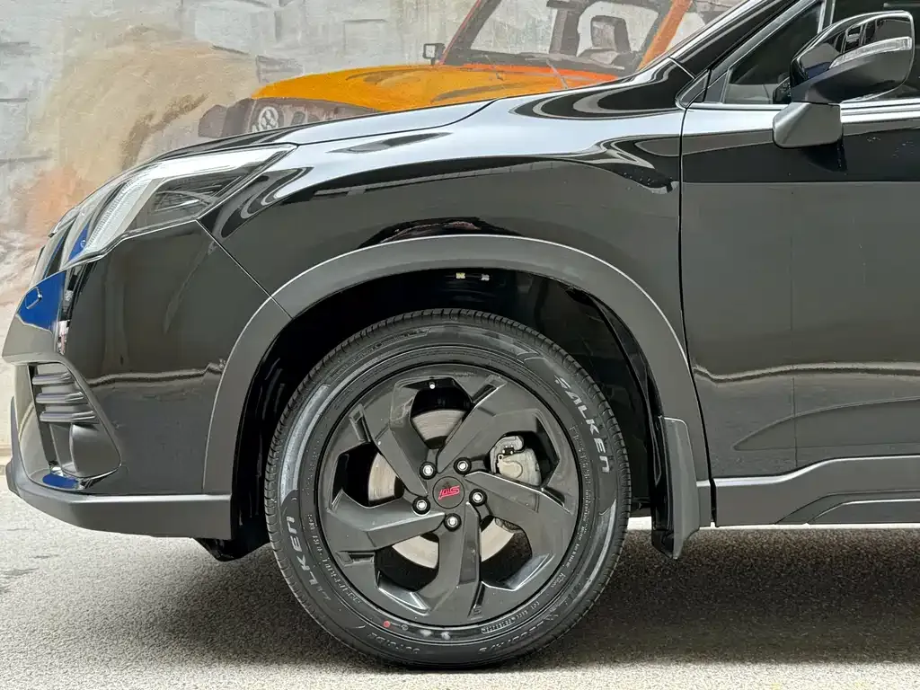 Subaru Forester — фото 9