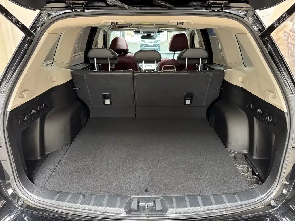 Subaru Forester — фото 4