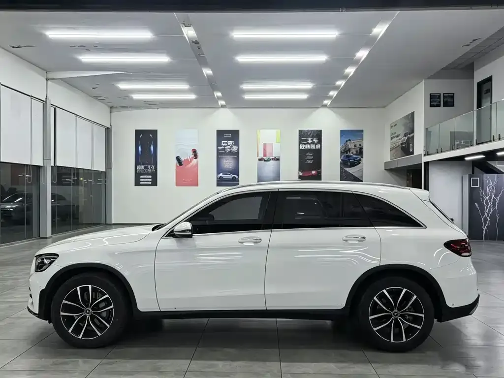 Mercedes-Benz GLC — фото 9