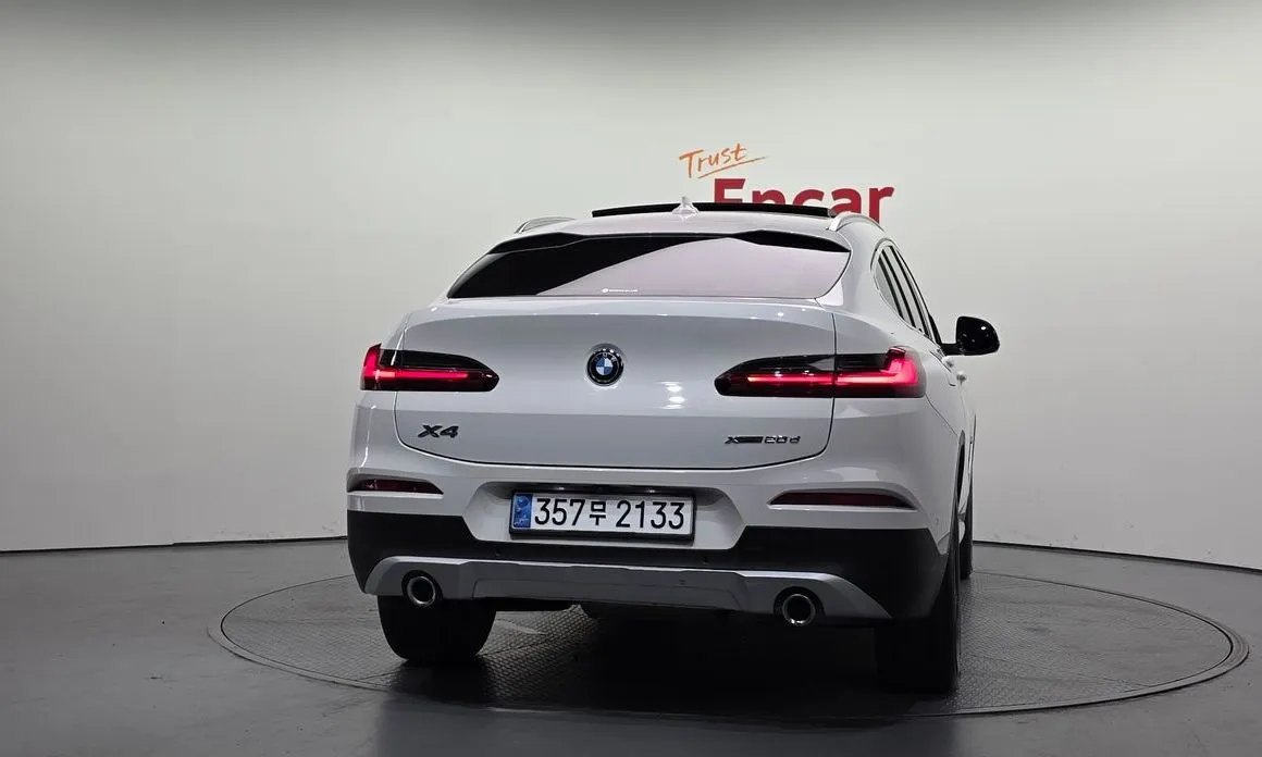 BMW X4 2021 из KR, фото 2