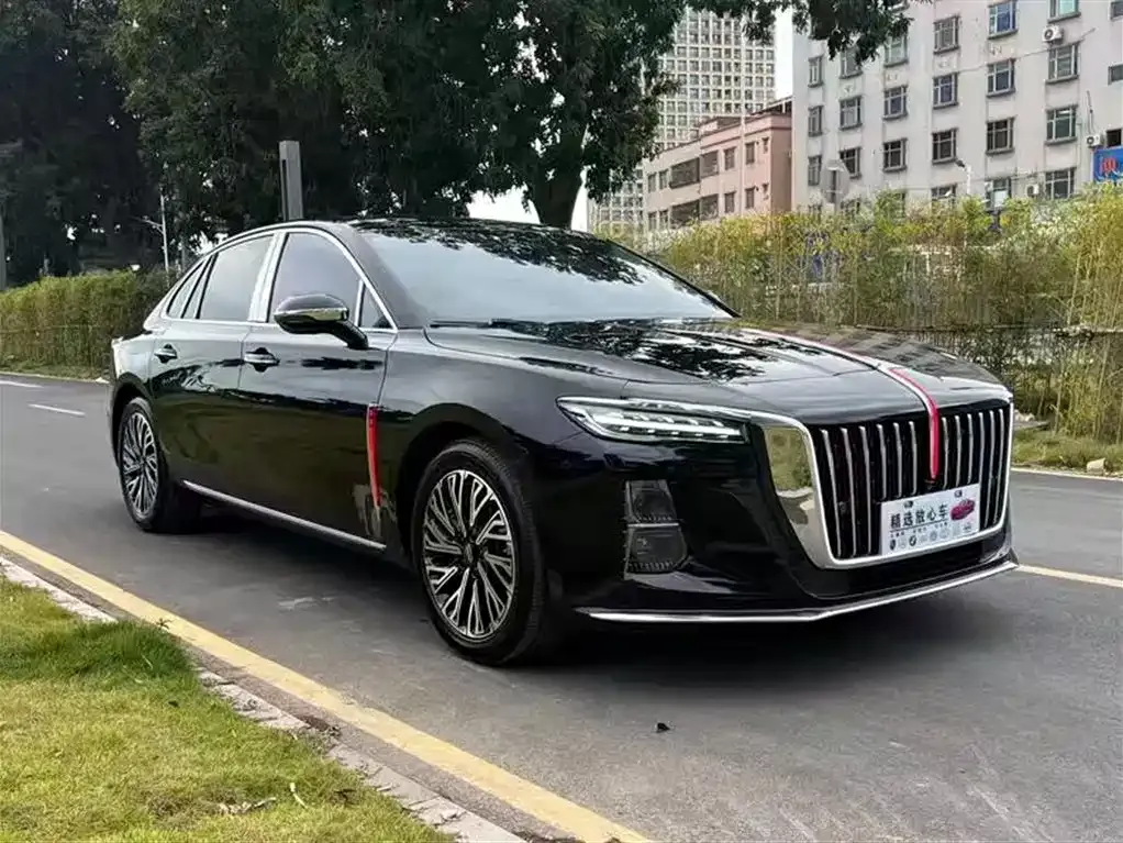 Hongqi H5 — фото 3
