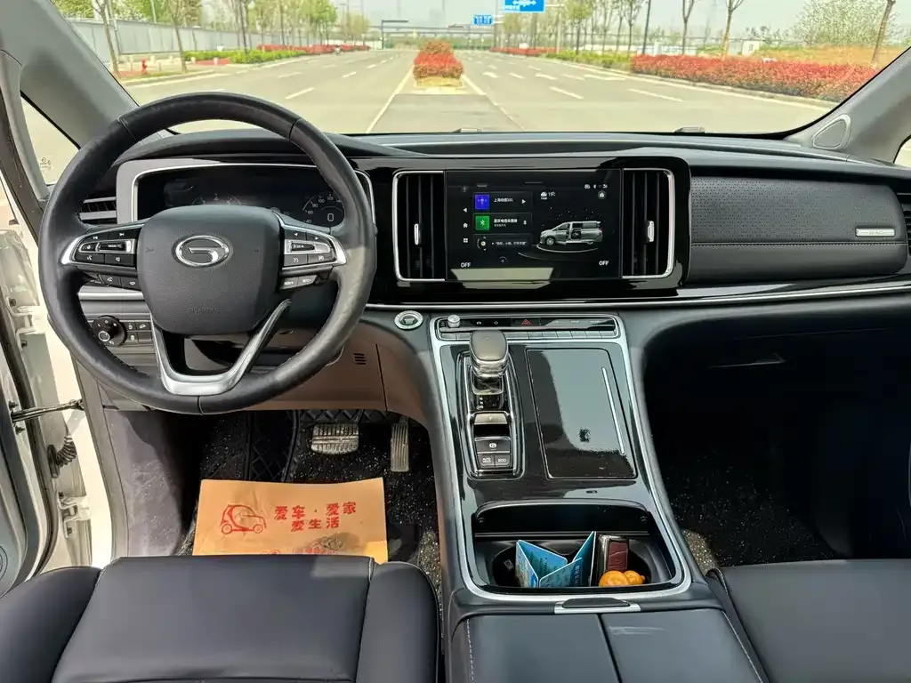 GAC Motor Trumpchi M8 — фото 2