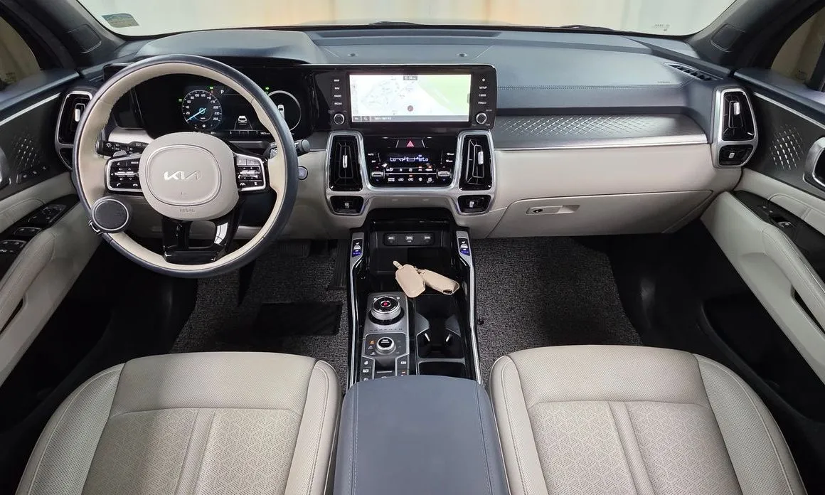 Kia Sorento — фото 9