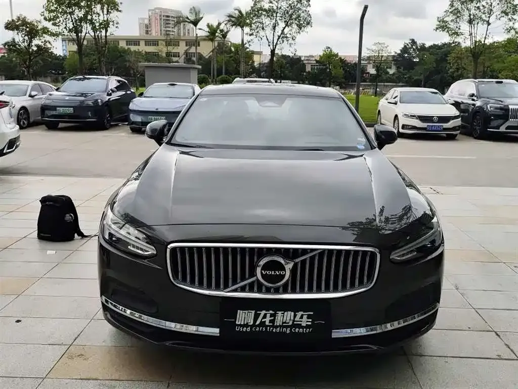 Volvo S90 2024 из CN, фото 5