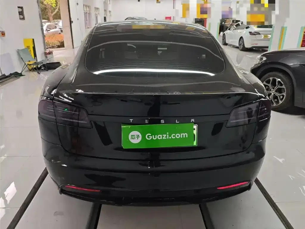 Tesla Model S 2023 из CN, фото 5